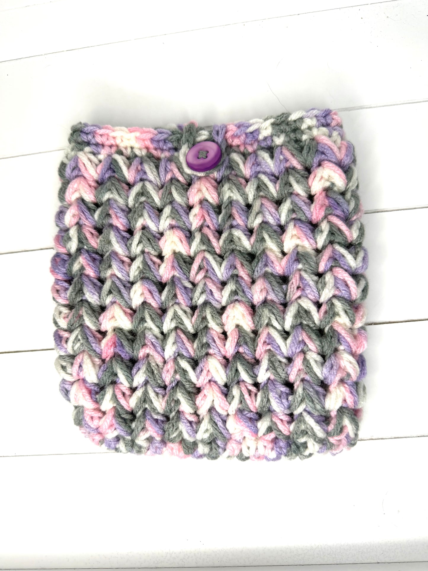 Crochet E-reader sleeve